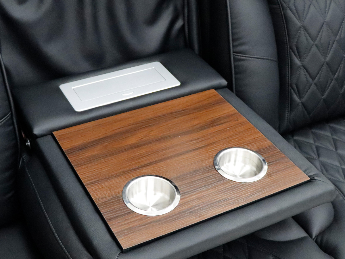 black leather electric recliner 3 seater
electric recliner 3 seater sofa
leather power reclining sofa